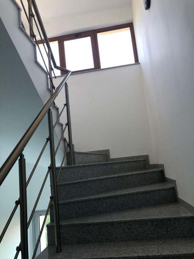 Guest House Rest 萨帕雷瓦巴尼亚 外观 照片